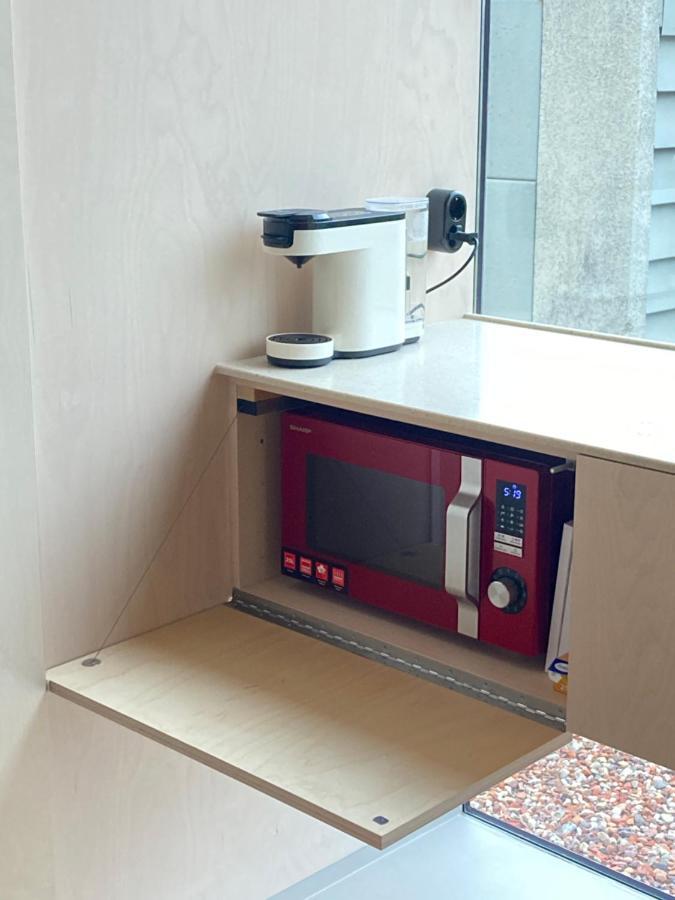 Tiny House Van Hoogspanning Naar Ontspanning 버둠 외부 사진
