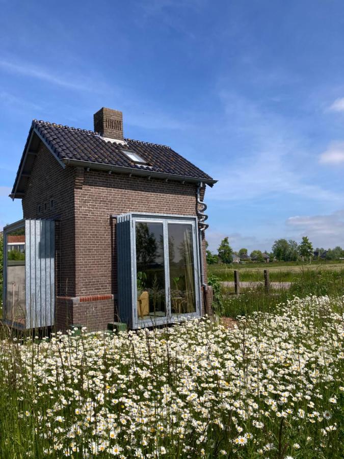 Tiny House Van Hoogspanning Naar Ontspanning 버둠 외부 사진